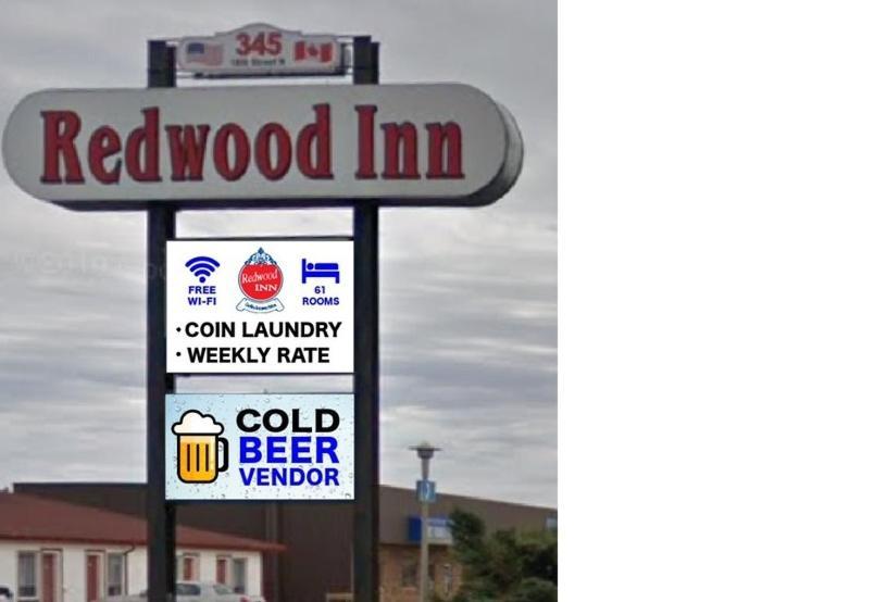 Redwood Motor Inn Brandon Exterior photo